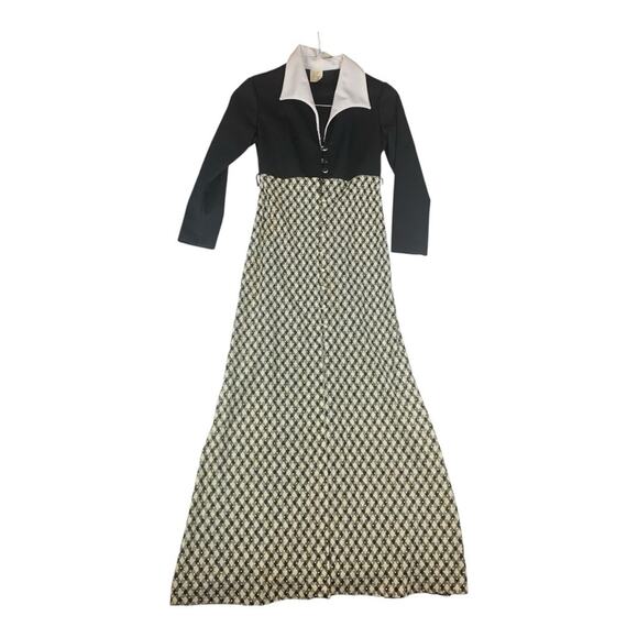 vintage Dresses & Skirts - Vintage 70s woman's 6 8 small medium maxi dress black white pattern Wednesday lo